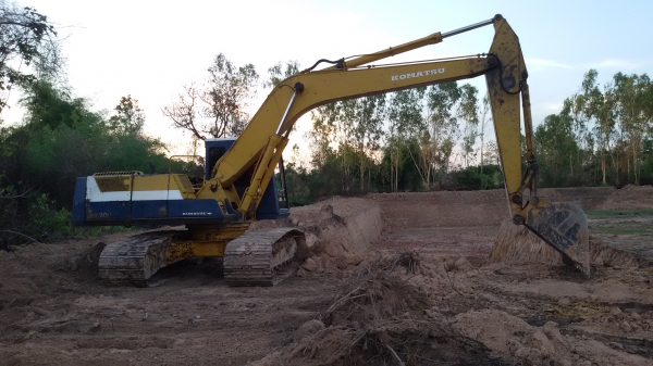 ขาย KOMATSU PC 200-5 เอกสารเล่มทะเบียน คอนโทรลสั้น ไฟฟ้า แอร์ เครื่องเดิมปั้มเดิม ขาย KOMATSU PC 200-5 เอกสารเล่มทะเบียน คอนโทรลสั้น ไฟฟ้า แอร์ เครื่องเดิมปั้มเดิม