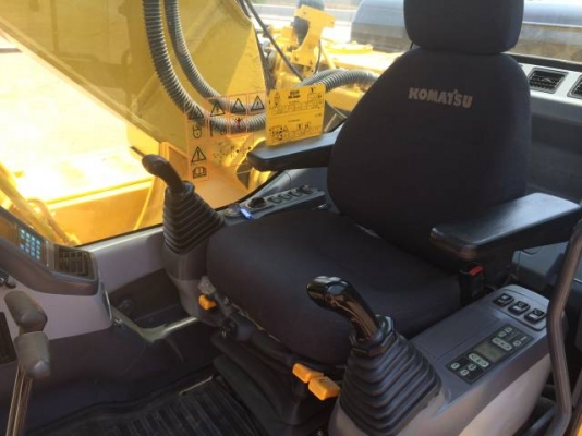 ขายรถแบคโฮ KOMATSU ทำงาน 6000 ชั่วโมง ปี2004 ระบบไฟฟ้าเต็ม สภาพสวย นำเข้าจากญี่ปุ่น มีVDOการทำงานครับ ขายรถแบคโฮ KOMATSU ทำงาน 6000 ชั่วโมง ปี2004 ระบบไฟฟ้าเต็ม สภาพสวย นำเข้าจากญี่ปุ่น มีVDOการทำงานครับ