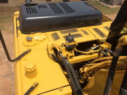 ขายรถแบคโฮ KOMATSU ทำงาน 6000 ชั่วโมง ปี2004 ระบบไฟฟ้าเต็ม สภาพสวย นำเข้าจากญี่ปุ่น มีVDOการทำงานครับ ขายรถแบคโฮ KOMATSU ทำงาน 6000 ชั่วโมง ปี2004 ระบบไฟฟ้าเต็ม สภาพสวย นำเข้าจากญี่ปุ่น มีVDOการทำงานครับ