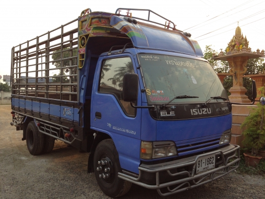 ISUZU  NPR ปี 2547  เครื่อง 130 แรงเทอร์โบ ยาว 4.30 ม.