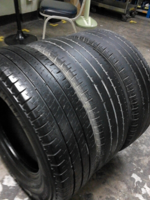 195R14 MICHELIN AGILIS ปี10 หนาสวย และ BRIDGESTONE รวม 3 เส้น   โทร.081-427-3941