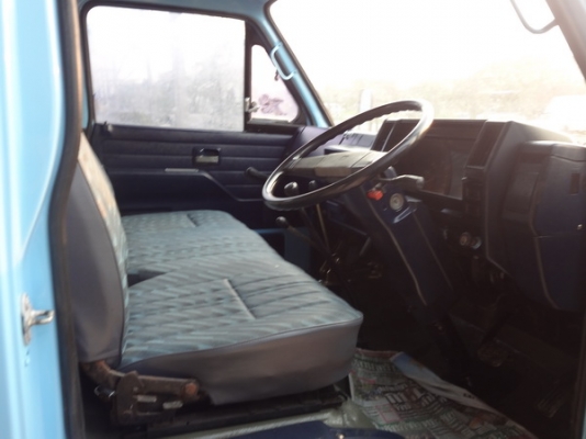 ขาย ISUZU NKR 4 ล้อ กระบะดั้ม พร้อมใช้งาน