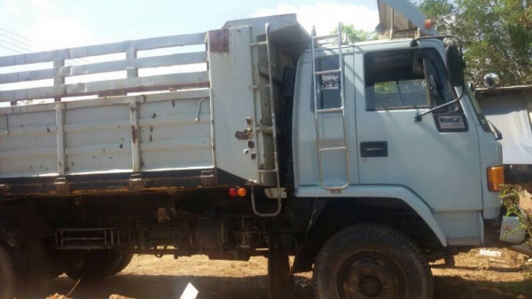 รถอีซูซุ 10 ล้อดั้ม 240 แรงม้า. ( ขาวทำฟ้า )  สนใจติดต่อ 081 - 6079515