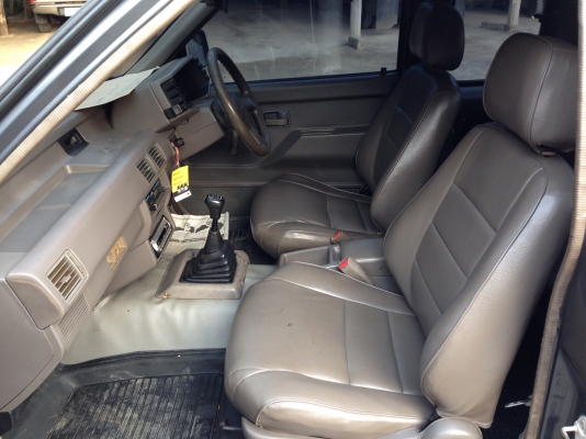 ISUZU  TFR ปี 1993  พวงมาลัยพาวเวอร์ติดรถ  เครื่อง 2500