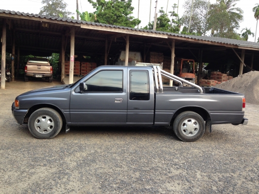 ISUZU  TFR ปี 1993  พวงมาลัยพาวเวอร์ติดรถ  เครื่อง 2500
