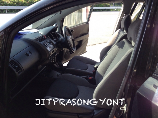 ขาย HONDA JAZZ 1.5 VTEC AUTO ปี 2006 ขาย HONDA JAZZ 1.5 VTEC AUTO ปี 2006