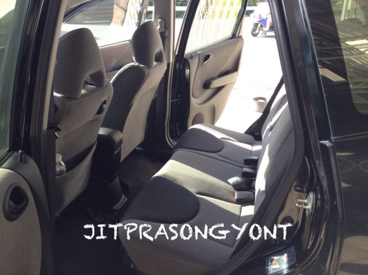 ขาย HONDA JAZZ 1.5 VTEC AUTO ปี 2006 ขาย HONDA JAZZ 1.5 VTEC AUTO ปี 2006