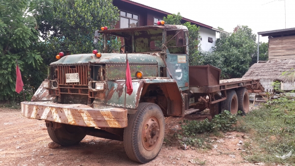 ขายด่วนสิบล้อเรียวหางปลาขึ้น200สบายเอกสารใบซื้อขายโทร0843923995