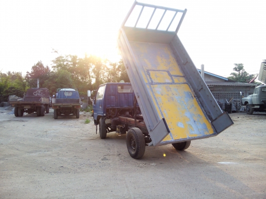 ขายรถTOYOTA DYNA200 BU61 ดั้ม 3 คิว