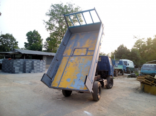 ขายรถTOYOTA DYNA200 BU61 ดั้ม 3 คิว