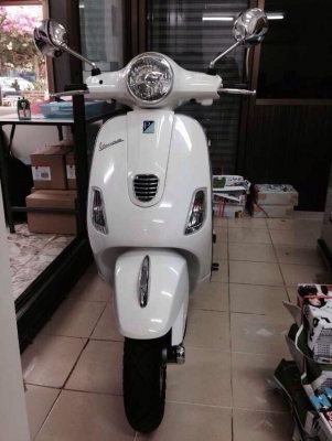 Vespa White Lx125 3Vie คันใหม่ไม่เคยใช้ ได้จากการประกวด