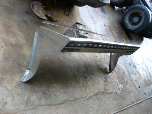 ต้องการซื้อ หมวกแก็ปบังแดดrocky