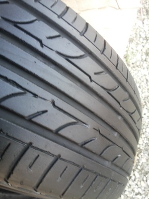 ขายยาง185/60/15 ปี 10 YOKOHAMA 1 ชุด