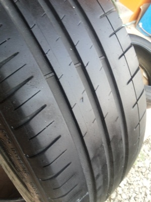 ขายยาง185/55/15 ปี 3810 MICHERLIN Pilot sport3 1ชุด