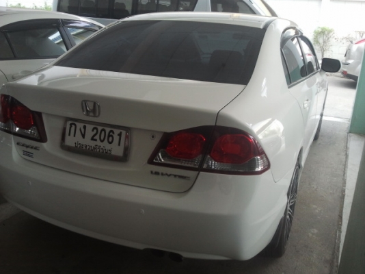 ขายรถเก๋งฮอนด้า   ไฟท้ายแปดเหลี่ยม