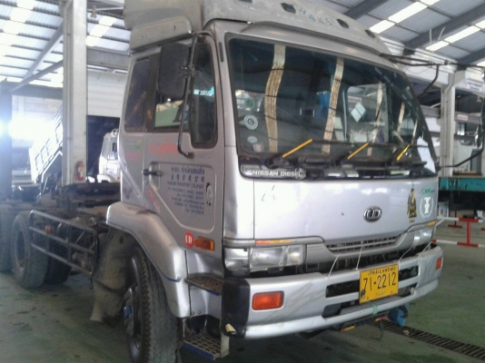 ขายรถ 10 ล้อหัวลาก NISSAN UD 454 320 แรงม้าปี 2547 ราคา 980000