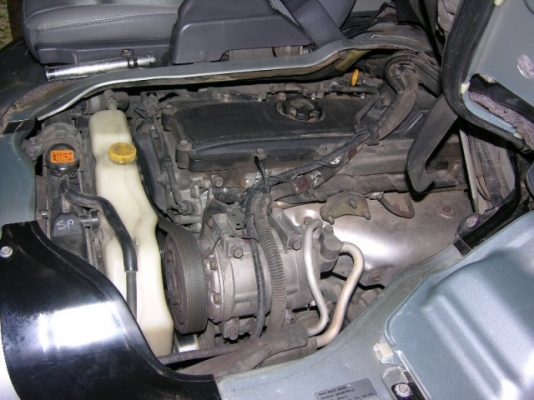 ขายรถตู้ นิสสัน urvan สภาพเยี่ยม ใช้น้อย ส่วนใหญ่จอดไว้ ไม่มีเวลาขับ