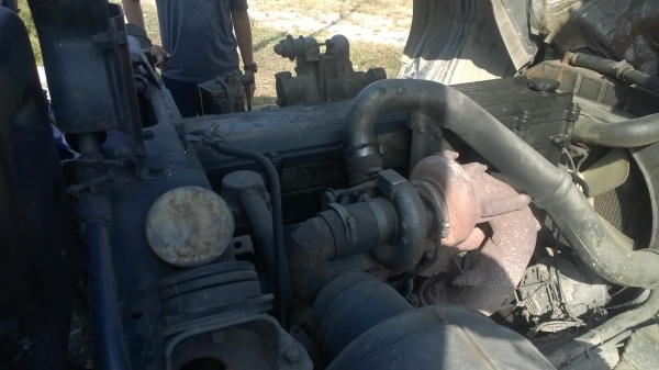 (ยังอยู่)10ล้อ2เพลา300แรง บรรทุกน้ำมัน18000ล.โหลดล่างFUSO FN527MA รถสวยมาก..มีระบบลาก ยางเต็ม