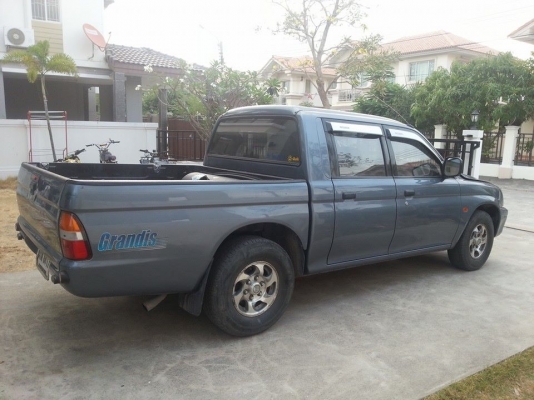 ขายกระบะครอบครัวสี่ประตู Strada Grandis ปี2000 เกียร์ออโต้ ติดแก๊ส สวยพร้อมใช้ครับ ขายกระบะครอบครัวสี่ประตู Strada Grandis ปี2000 เกียร์ออโต้ ติดแก๊ส สวยพร้อมใช้ครับ