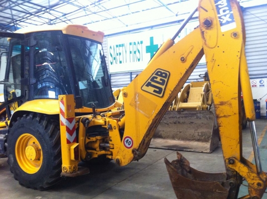 JCB JCB3CX (E0937504) รถหน้าตักหลังขุดล้อยาง ยอดนิยมจากญี่ปุ่น(เก่านอก) JCB JCB3CX (E0937504) รถหน้าตักหลังขุดล้อยาง ยอดนิยมจากญี่ปุ่น(เก่านอก)