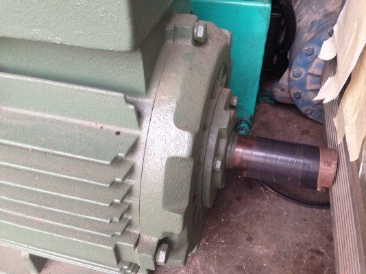 ขายมอเตอร์ Brooks 20 HP. 380 V 1450 RPM. ( ลงใหม่ใส่ฝาครอบและเปลี่ยนหลักไฟให้ใหม่ครับ ) สภาพสวย วิ่งนิ่ม พร้อมใช้งาน