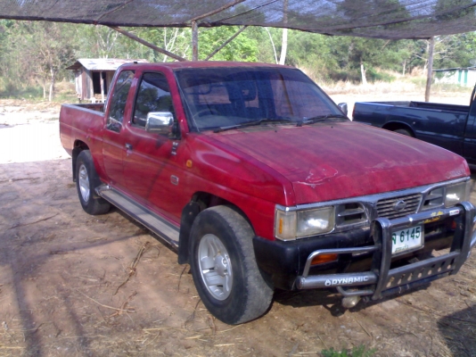 ขาย NISSAN BIG M ปี39 จอโค้ง เครื่อง 2500 สภาพสวยๆคับ ขาย NISSAN BIG M ปี39 จอโค้ง เครื่อง 2500 สภาพสวยๆคับ