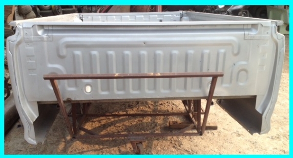 ขายกระบะเปล่า ดีแม้กซ์ ตอนเดียว สีบรอนซ์  โแม 04-08  มีฝาท้ายครบ สีใหม่พร้อมใช้ ขายเพราะไม่ได้ใช้ ราคาพิเศษ ที่ 20,000 บ คุยกันได้ ที่ ณ พาดกลอน กรู้ป โดย หมวดมินทร์  086 4085619  Supoj.ph@hotmail.com  24ชม.