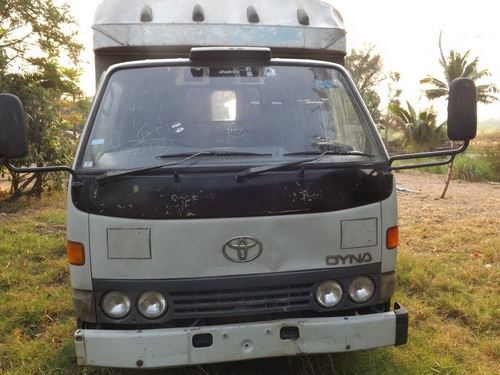 ขาย (จะส่งของ จะเข้าไร่ ผมว่าคุ้มครับ)