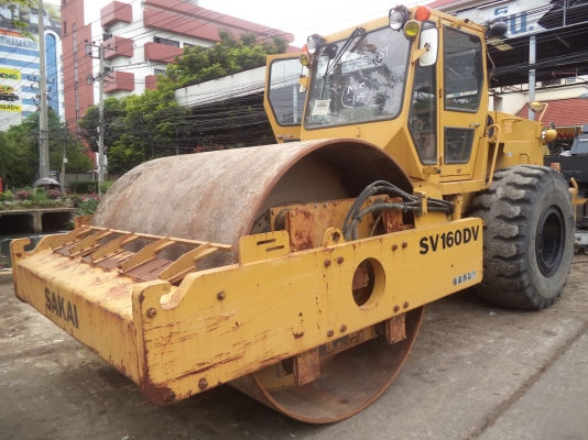 รถบดสั่นสะเทือนล้อเรียบ SAKAI รุ่น SV160DV