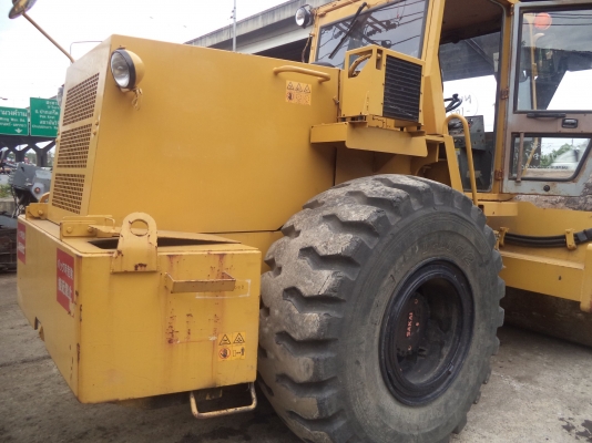 รถบดสั่นสะเทือนล้อเรียบ SAKAI รุ่น SV160DV