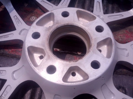 ขายเเม๊ก19 นิ้ววงเดียว 5 รู 112 ของนอก เก็บงานดุ้งมา ยังไม่ทำสี ขายเเม๊ก19 นิ้ววงเดียว 5 รู 112 ของนอก เก็บงานดุ้งมา ยังไม่ทำสี