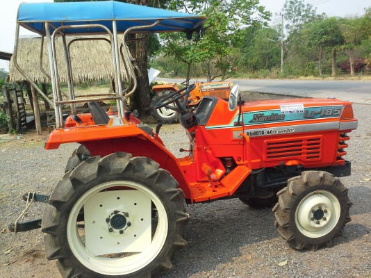 ขาย  KUBOTA   L1-185 WD รถไร่