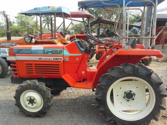 ขาย  KUBOTA   L1-185 WD รถไร่