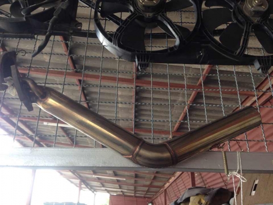 ขายท่อ สูตร์ วีโก้จมูกบน เครื่อง2500 สภาพสวยกริบ ครบชุดทั่งค่อและปลาย