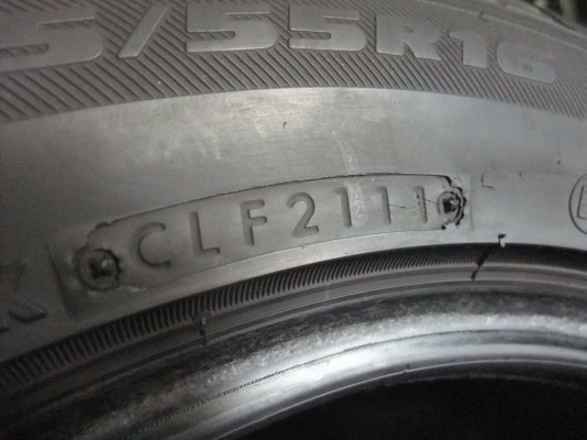 ยาง bridgestone Re002 205/55/16 ปี11 สภาพสวยๆ ยาง bridgestone Re002 205/55/16 ปี11 สภาพสวยๆ