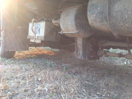 ขายรถหกล้อISUZU 100แรงม้า พร้อม ดั้มและเฮี้ยบ ปราจีน 087-9989-442 ราคา 320,000