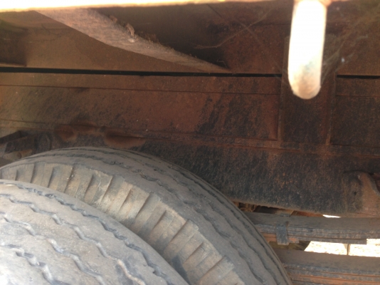 ขายรถหกล้อISUZU 100แรงม้า พร้อม ดั้มและเฮี้ยบ ปราจีน 087-9989-442 ราคา 320,000