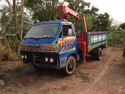 ขายรถหกล้อISUZU 100แรงม้า พร้อม ดั้มและเฮี้ยบ ปราจีน 087-9989-442 ราคา 320,000