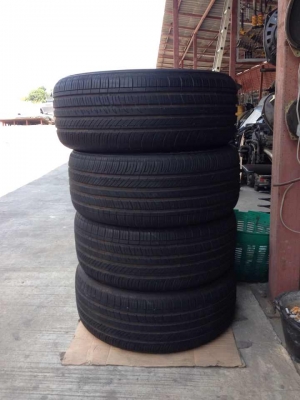 ขาย ยาง ลดสุดๆครับ ใช่ได้3เดือน ยางปี 13  ไม่มีรอบประ