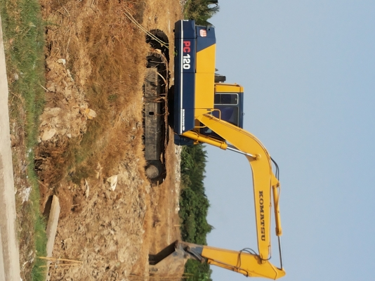 pc 100-3 เครื่องเดิม ปั้มเดิม บูมอามไม่มีปะ ช่วงล่างสวย