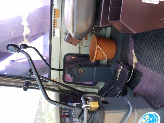 pc 100-3 เครื่องเดิม ปั้มเดิม บูมอามไม่มีปะ ช่วงล่างสวย