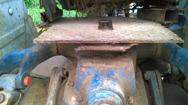 รถไถFORD6600เครื่องT5รถพร้อมใช้สภาพดี มีจาน7GMT..รถดีสีไม่ค่อยสวย.เพลาเดียว