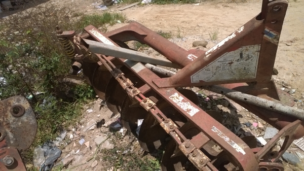 รถไถFORD6600เครื่องT5รถพร้อมใช้สภาพดี มีจาน7GMT..รถดีสีไม่ค่อยสวย.เพลาเดียว