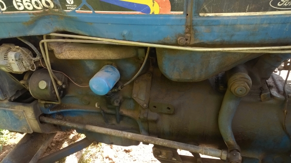 รถไถFORD6600เครื่องT5รถพร้อมใช้สภาพดี มีจาน7GMT..รถดีสีไม่ค่อยสวย.เพลาเดียว