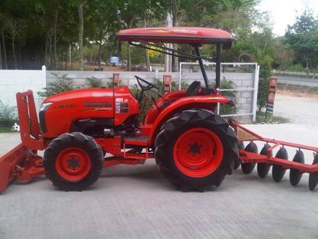 ขายรถไถ Kubota L 3608 (4WD) พร้อมดันหน้าและผาน6 ขายรถไถ Kubota L 3608 (4WD) พร้อมดันหน้าและผาน6