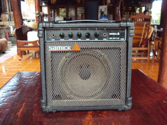 ""0848771379"" ขาย ...ตู้แอมป์กีต้าร์ ยังใหม่ๆ