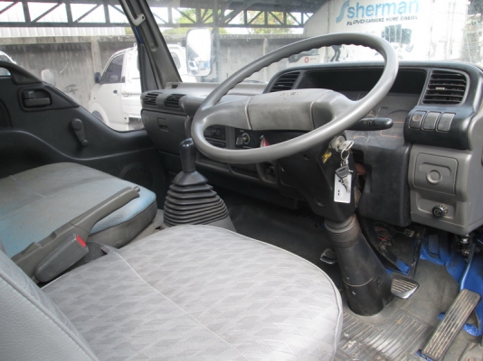 ขาย Isuzu NKR 4ไม่ติดเวลา รถห้าง ปี05.