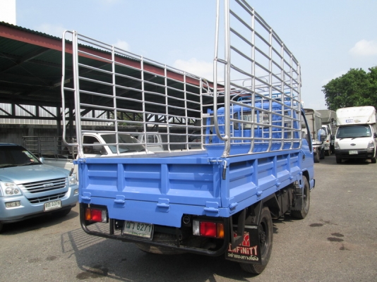 ขาย Isuzu NKR 4ไม่ติดเวลา รถห้าง ปี05.