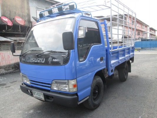 ขาย Isuzu NKR 4ไม่ติดเวลา รถห้าง ปี05.