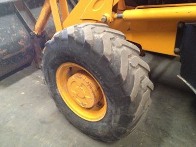 ขายรถตักหน้าขุดหลัง JCB นำเข้าจากต่างประเทศ สภาพสวย/ ติดต่อ อำพล 090-9694506/ 080-3031241 ขายรถตักหน้าขุดหลัง JCB นำเข้าจากต่างประเทศ สภาพสวย/ ติดต่อ อำพล 090-9694506/ 080-3031241